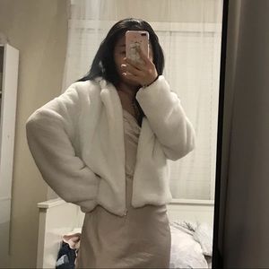 PRETTY LITTLE THING WHITE FAUX FUR CROPPED JACKET.